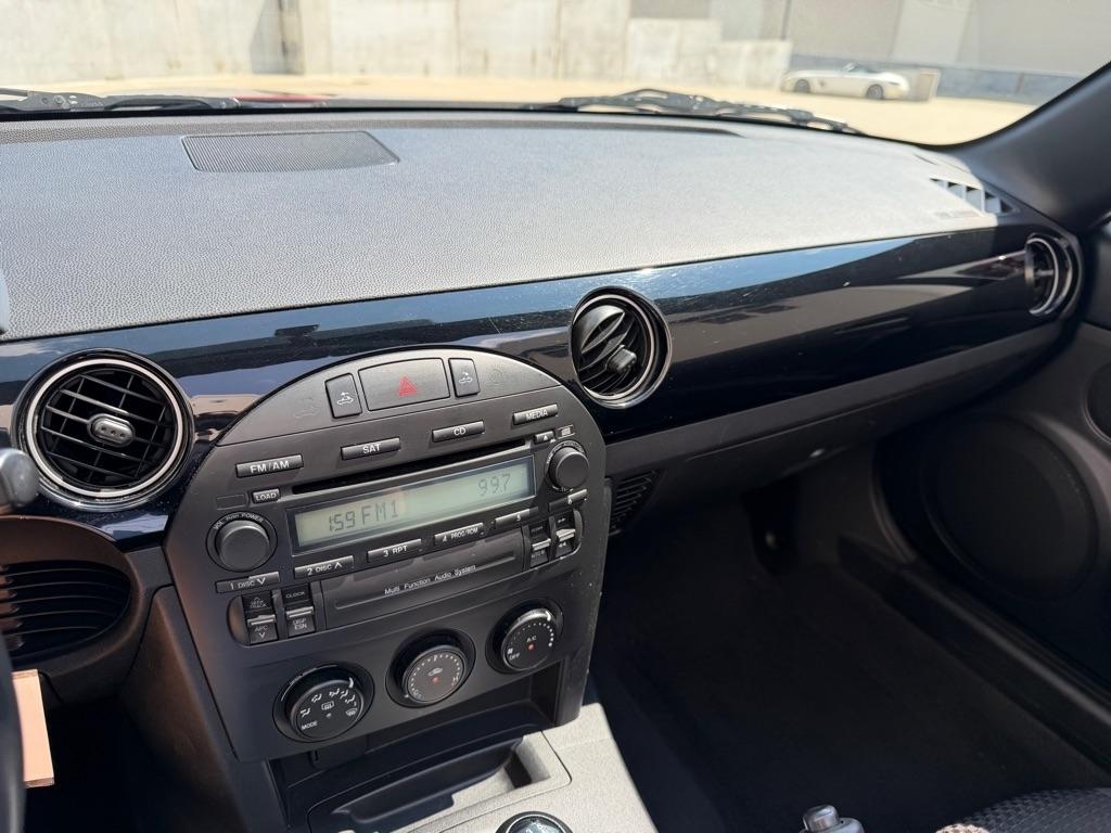 Mazda MX-5 Miata Grand Touring Hard Top 2007
