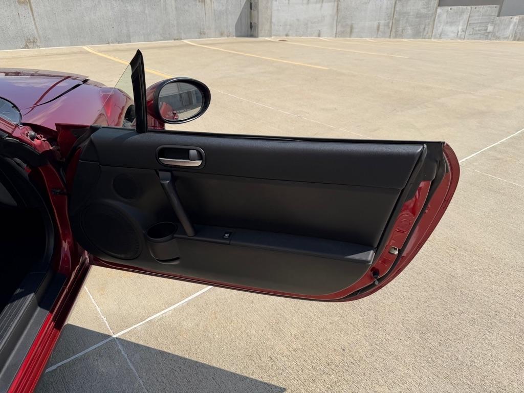 Mazda MX-5 Miata Grand Touring Hard Top 2007