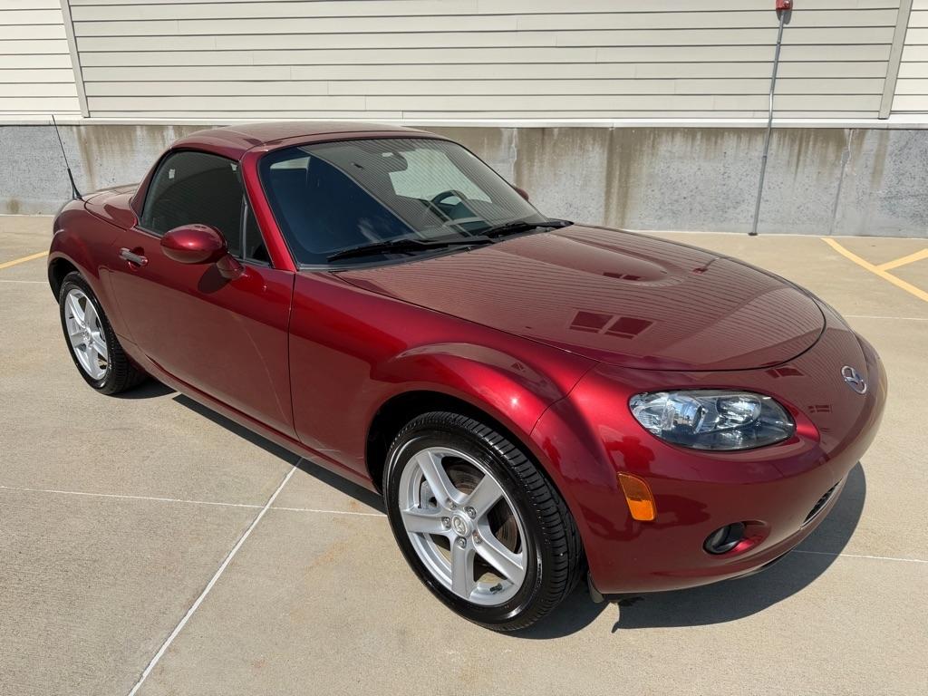 Mazda MX-5 Miata Grand Touring Hard Top 2007