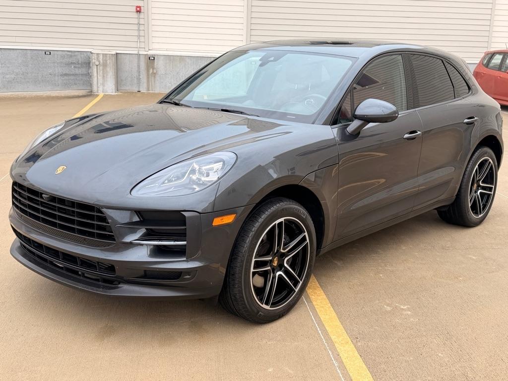 Porsche Macan Base 2021