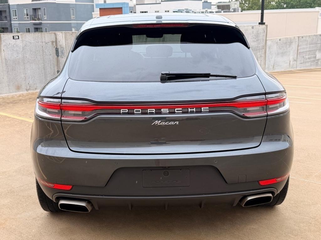 Porsche Macan Base 2021