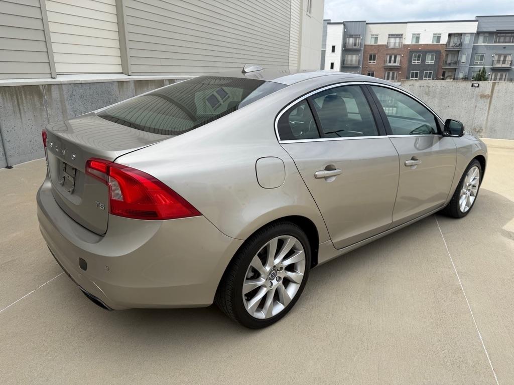 Volvo S60 2.0 Platinum 2015