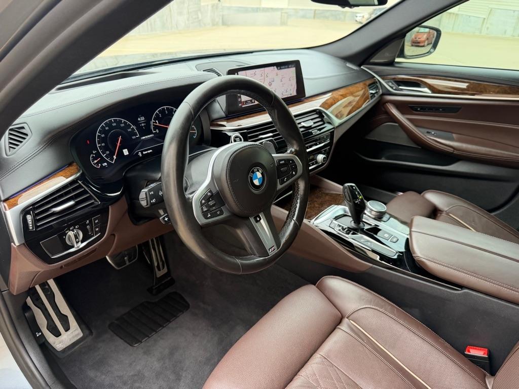 BMW 5-Series M550i xDrive 2019