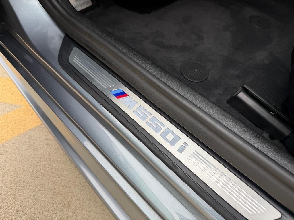 BMW 5-Series M550i xDrive 2019