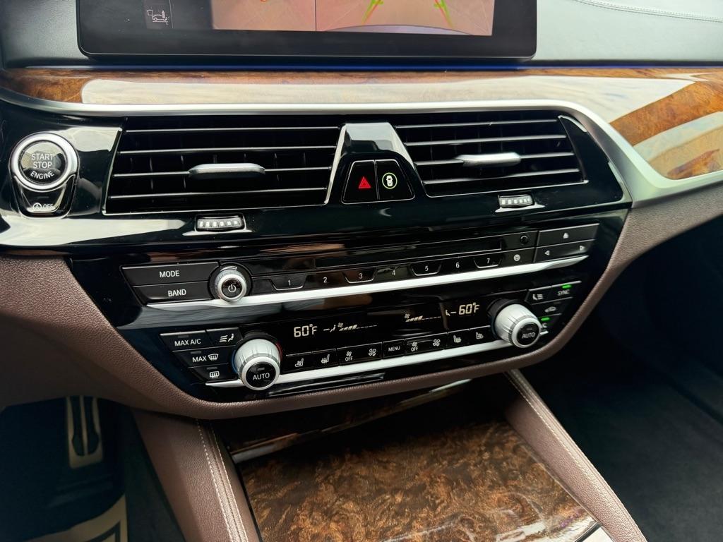 BMW 5-Series M550i xDrive 2019