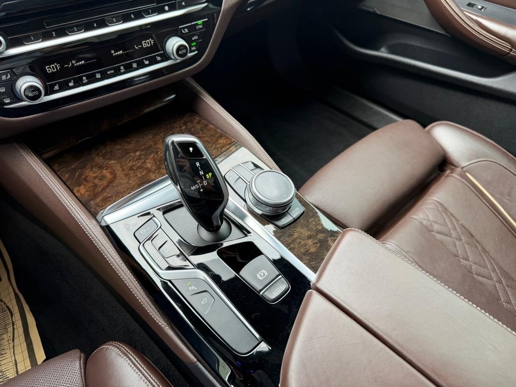 BMW 5-Series M550i xDrive 2019