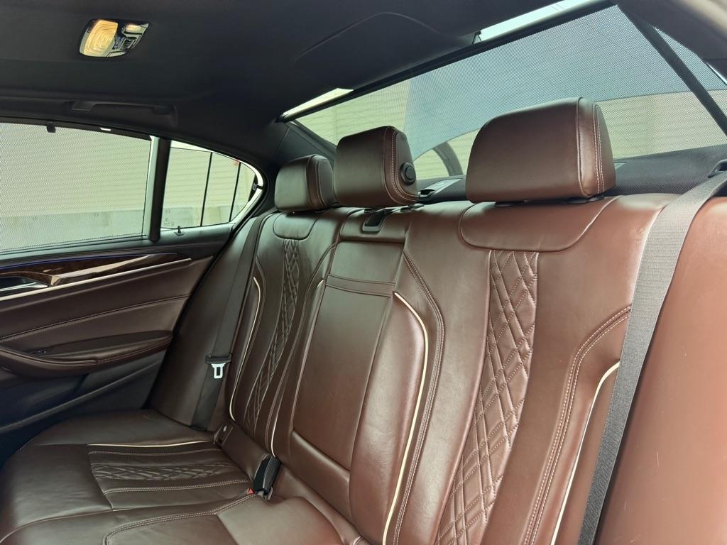 BMW 5-Series M550i xDrive 2019