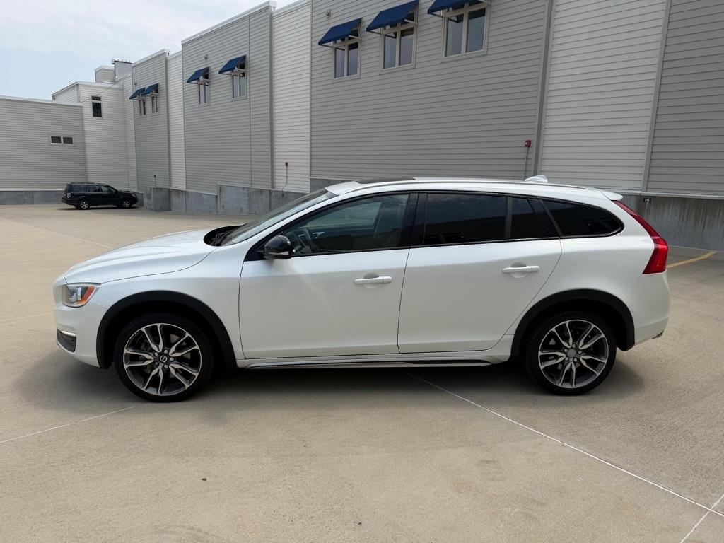 Volvo V60 Cross Country T5 2016