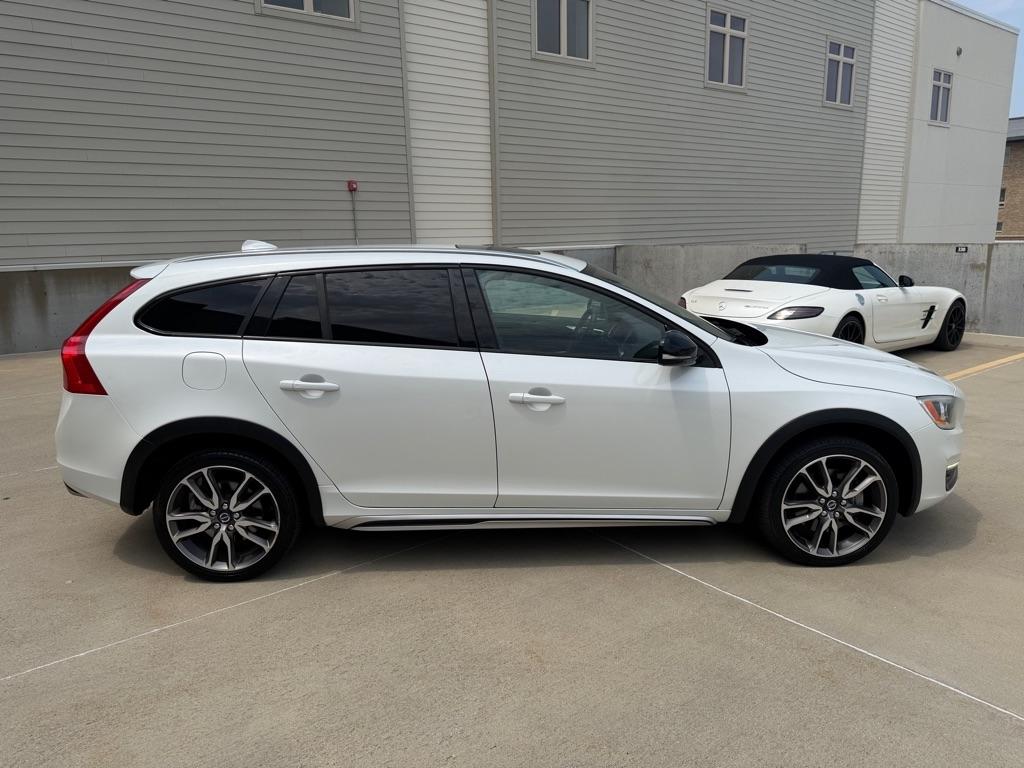 Volvo V60 Cross Country T5 2016