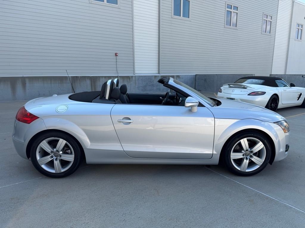 Audi TT 2.0 T Roadster with S tronic 2008