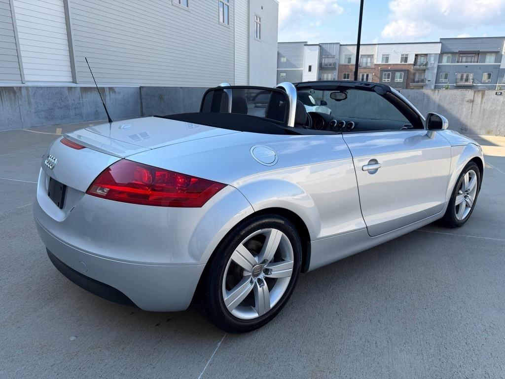 Audi TT 2.0 T Roadster with S tronic 2008
