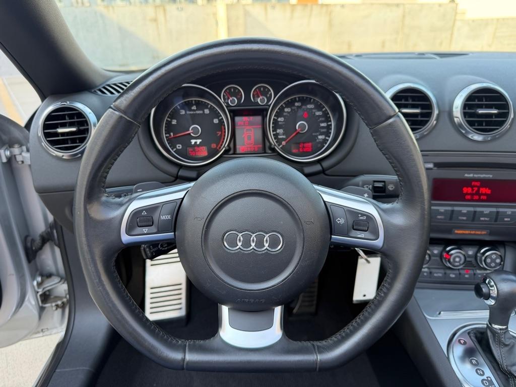 Audi TT 2.0 T Roadster with S tronic 2008
