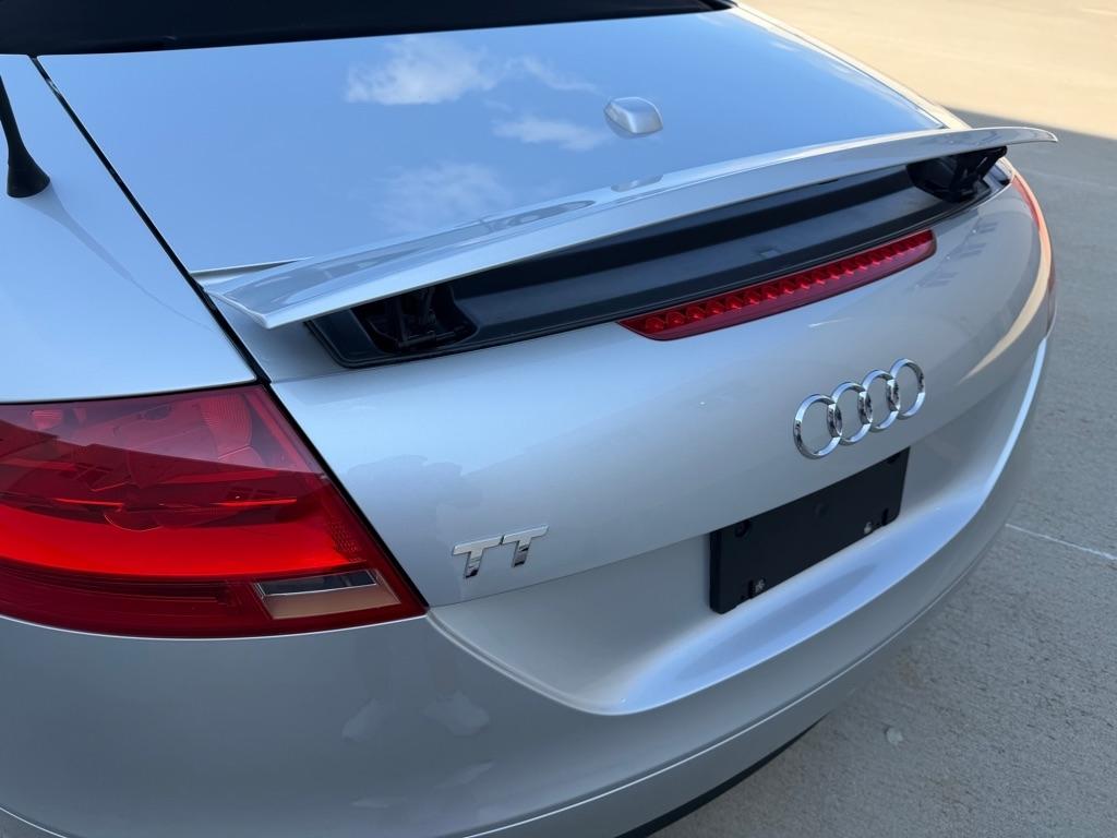 Audi TT 2.0 T Roadster with S tronic 2008