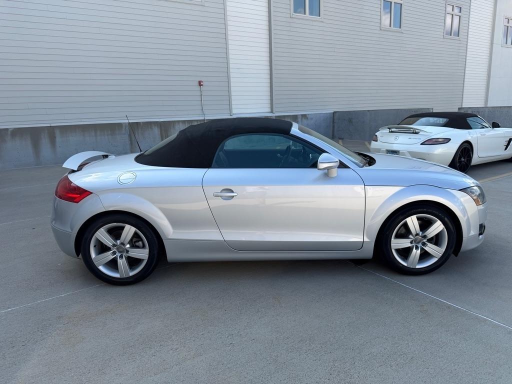Audi TT 2.0 T Roadster with S tronic 2008
