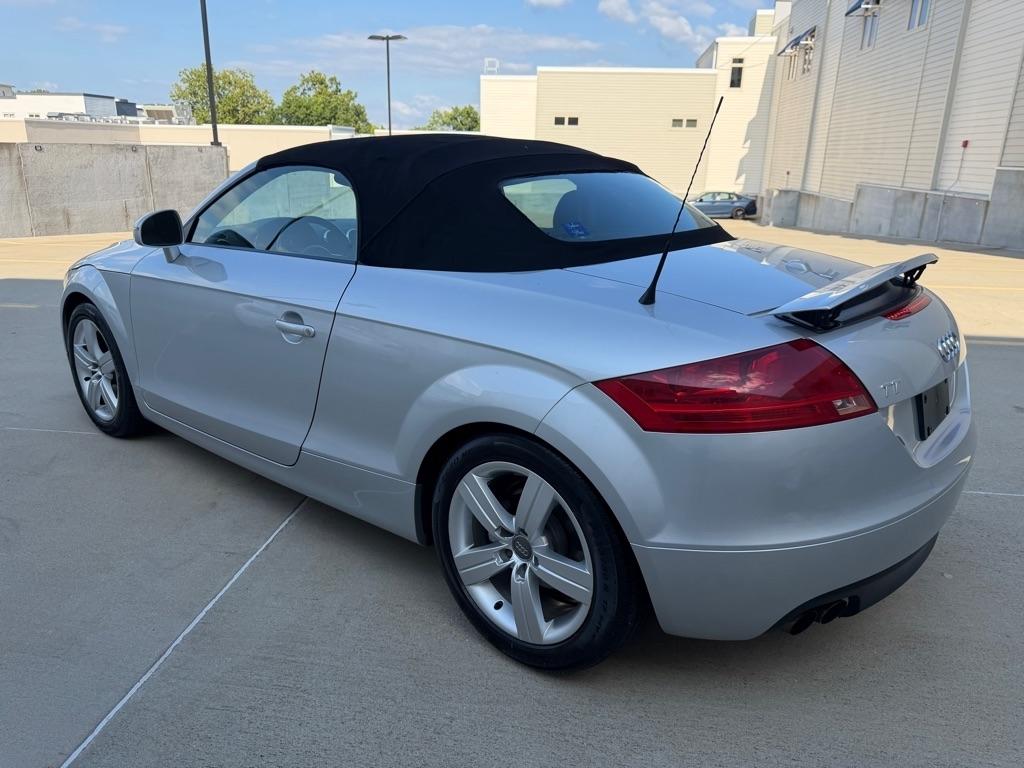 Audi TT 2.0 T Roadster with S tronic 2008