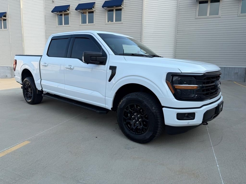 Ford F-150 XLT SuperCrew 4WD 2024
