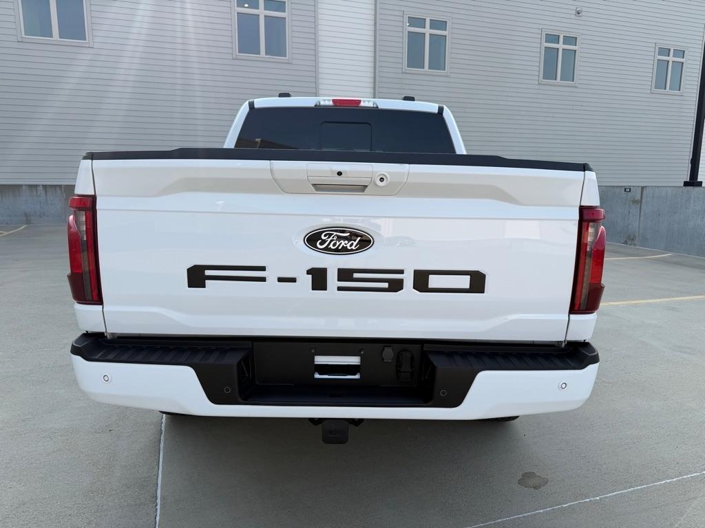 Ford F-150 XLT SuperCrew 4WD 2024