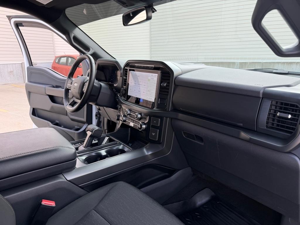 Ford F-150 XLT SuperCrew 4WD 2024