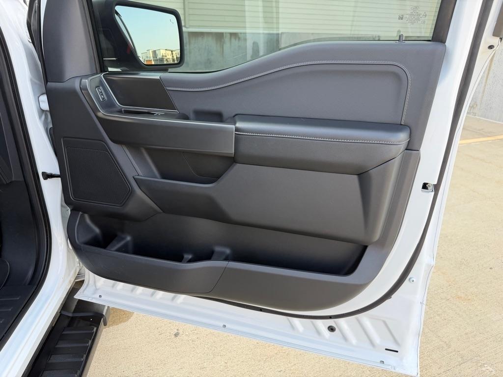 Ford F-150 XLT SuperCrew 4WD 2024