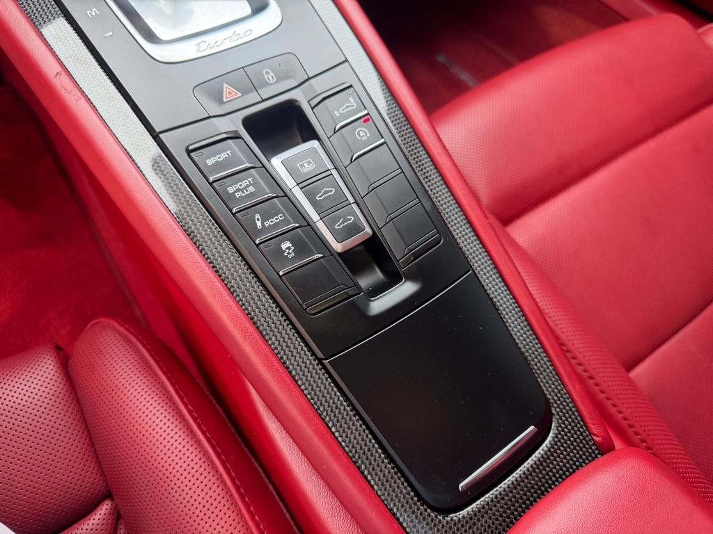 Porsche 911 Turbo S Coupe 2015