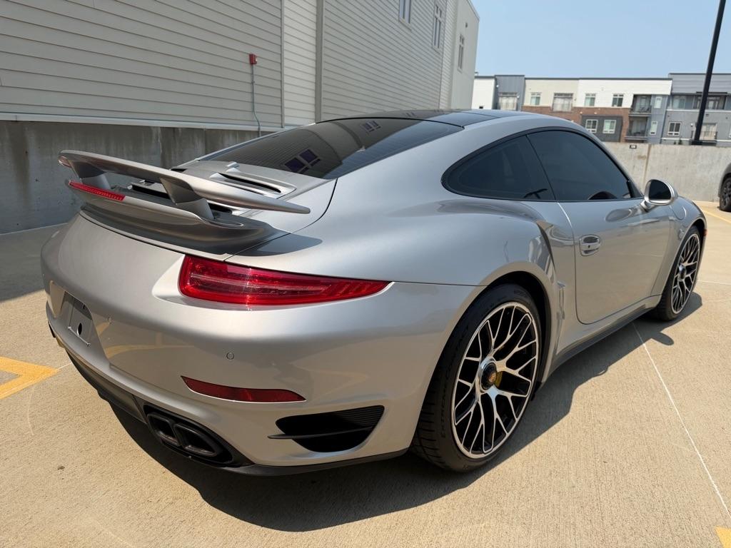 Porsche 911 Turbo S Coupe 2015