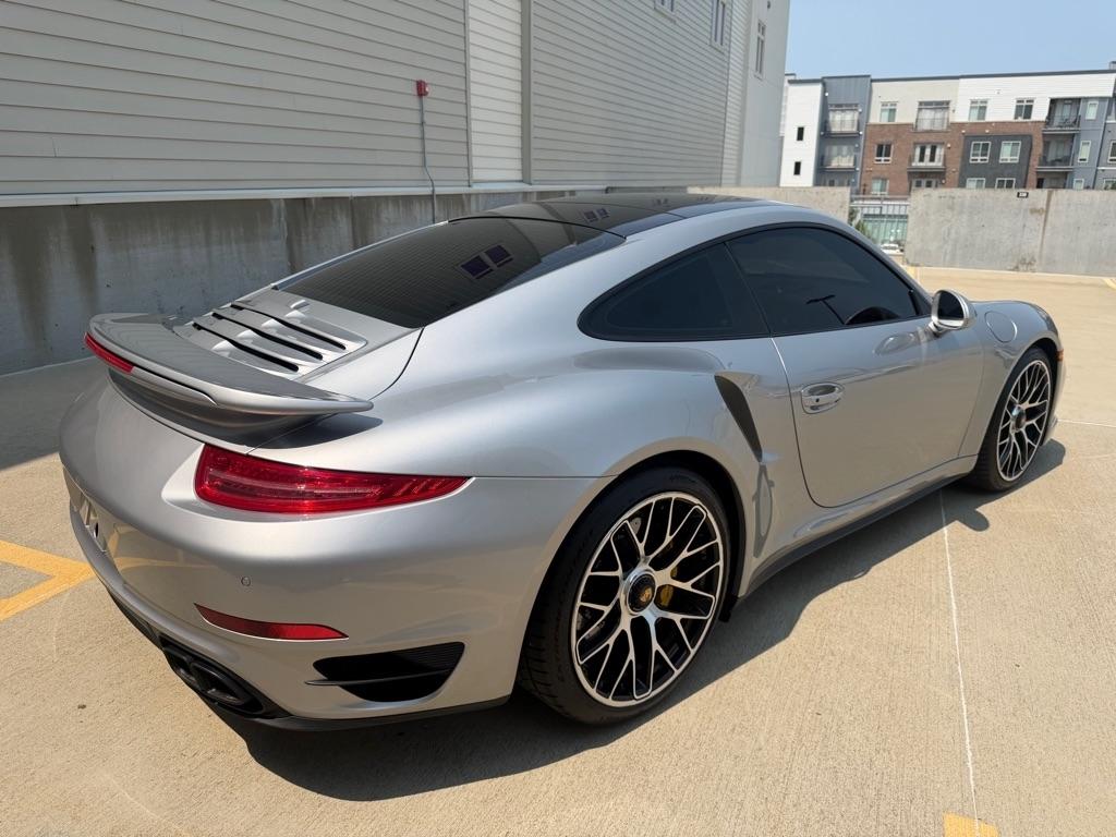 Porsche 911 Turbo S Coupe 2015