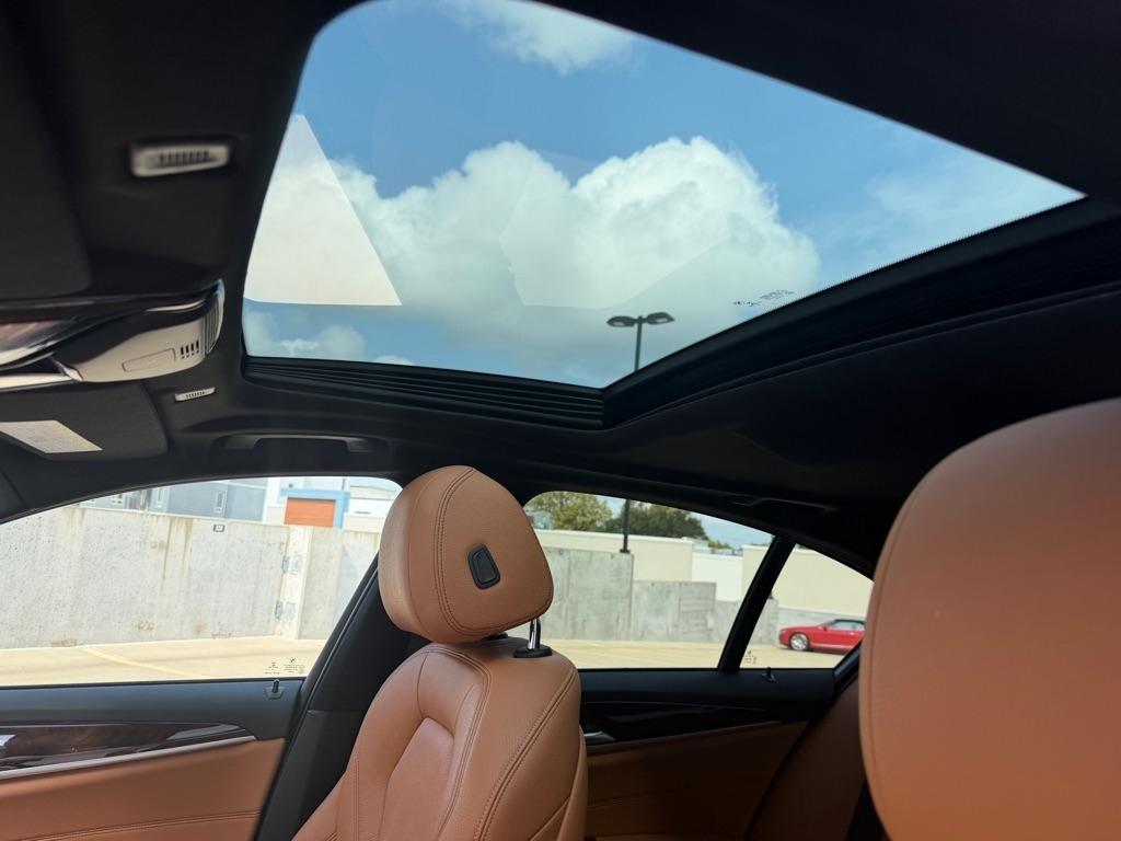 BMW 5-Series 540i xDrive 2019