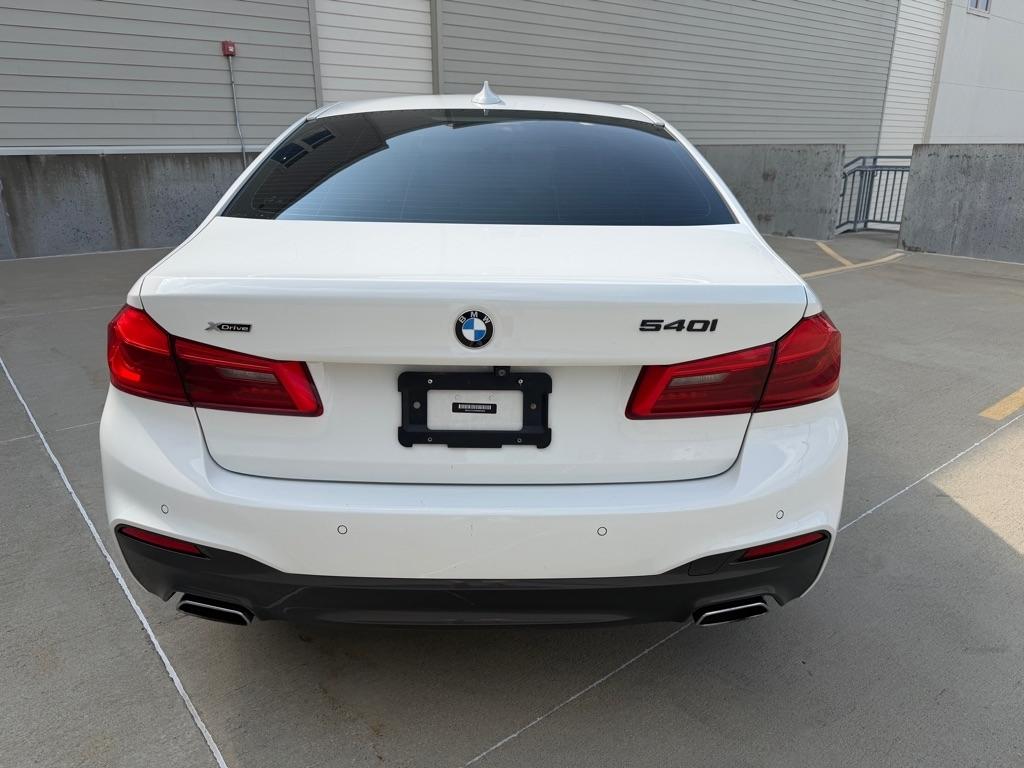 BMW 5-Series 540i xDrive 2019