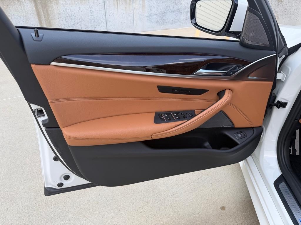 BMW 5-Series 540i xDrive 2019