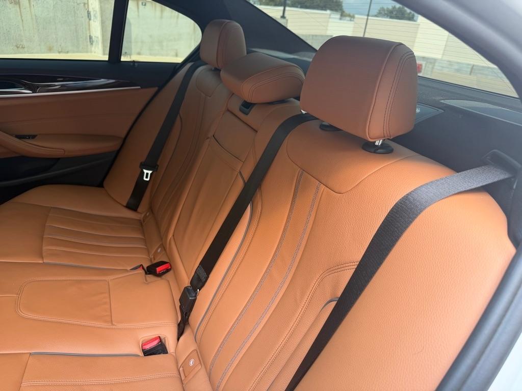 BMW 5-Series 540i xDrive 2019