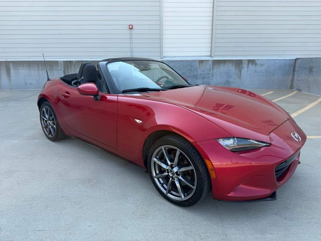 Mazda MX-5 Miata Grand Touring 6AT 2016