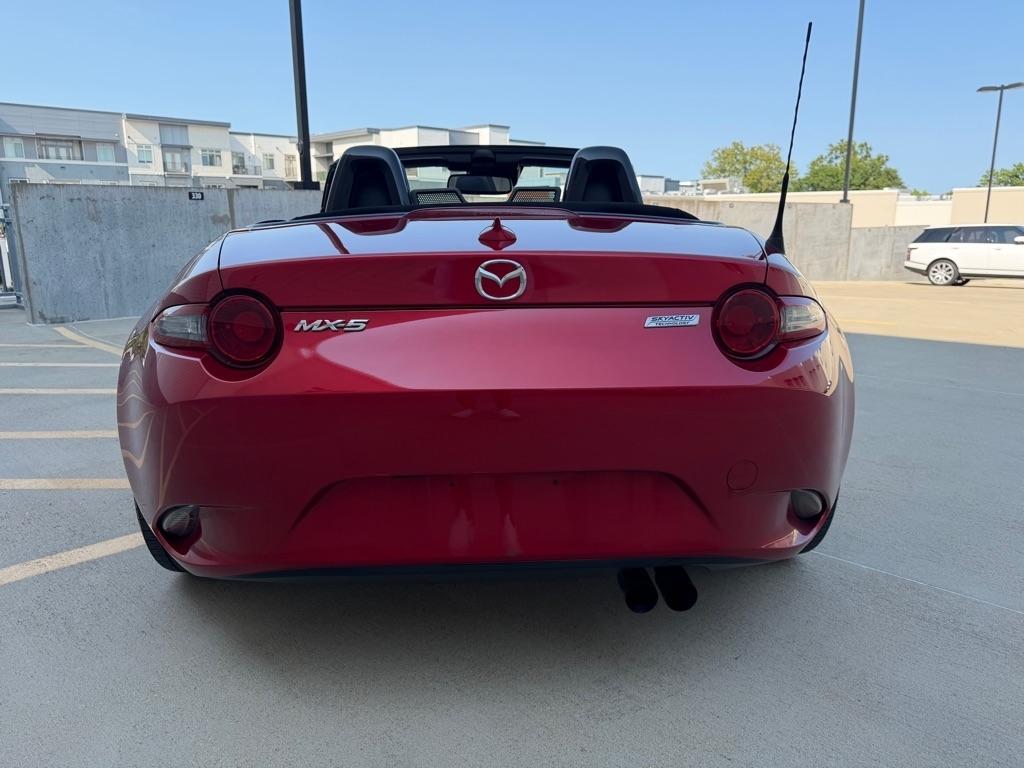 Mazda MX-5 Miata Grand Touring 6AT 2016