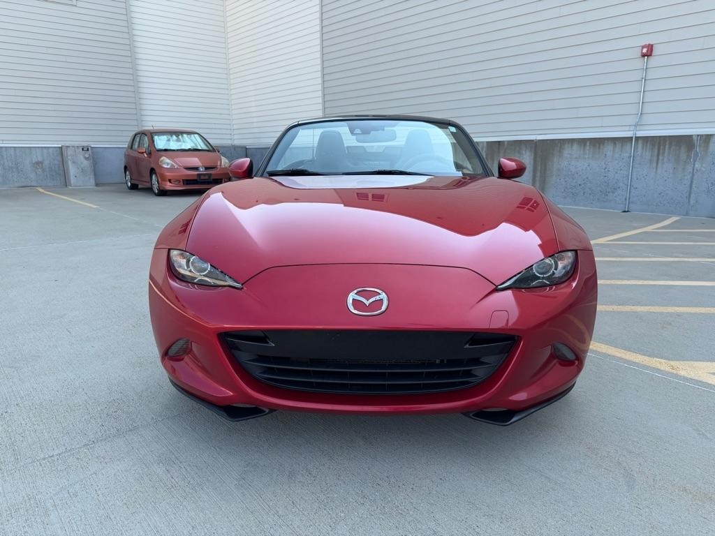 Mazda MX-5 Miata Grand Touring 6AT 2016