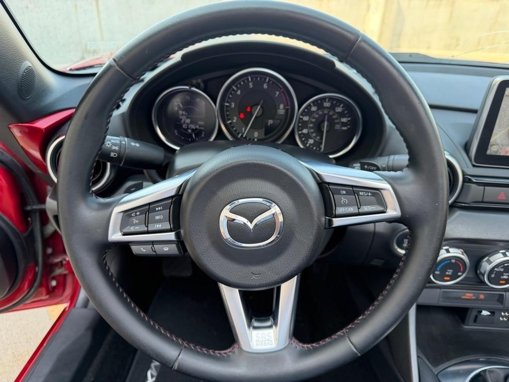 Mazda MX-5 Miata Grand Touring 6AT 2016