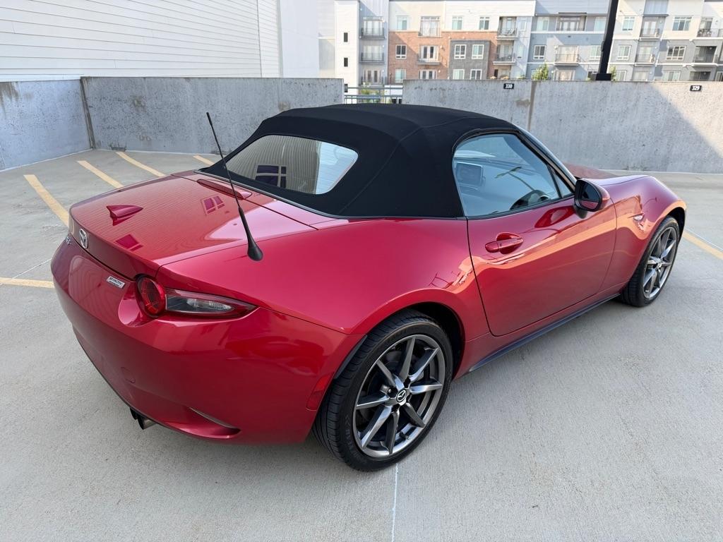 Mazda MX-5 Miata Grand Touring 6AT 2016