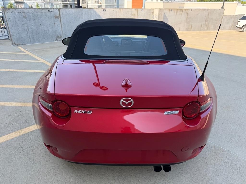 Mazda MX-5 Miata Grand Touring 6AT 2016