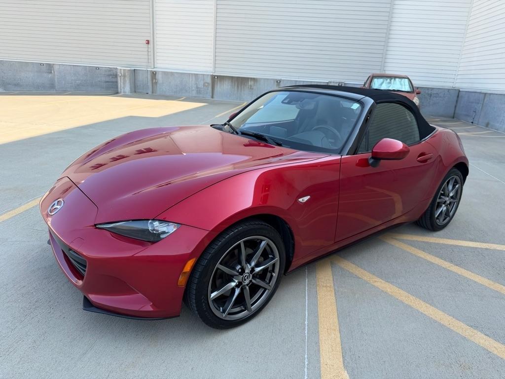 Mazda MX-5 Miata Grand Touring 6AT 2016