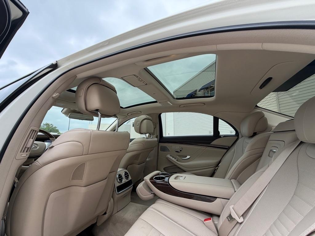 Mercedes-Benz S-Class S550 4MATIC 2017