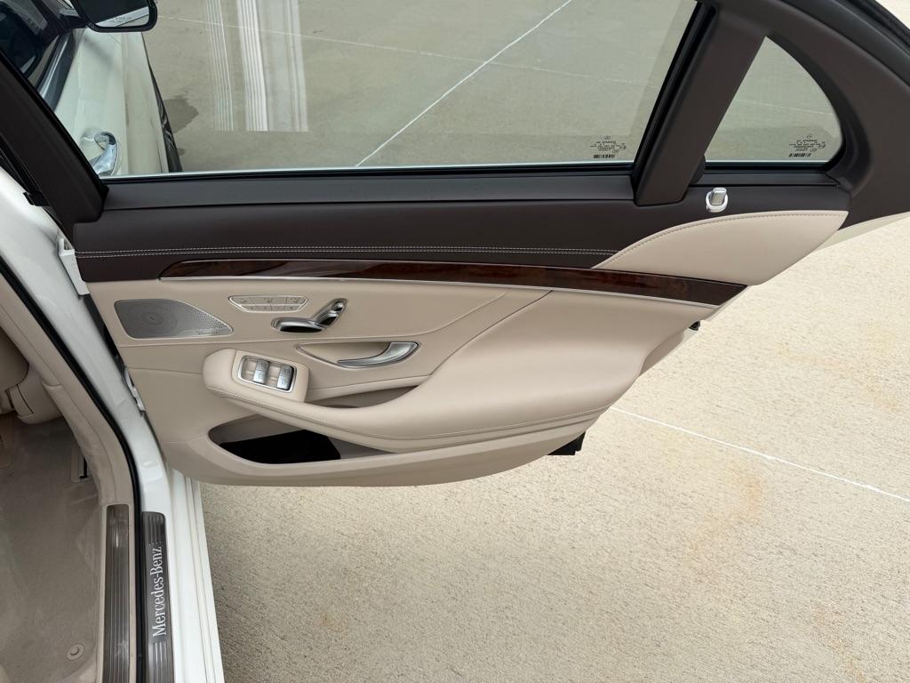 Mercedes-Benz S-Class S550 4MATIC 2017