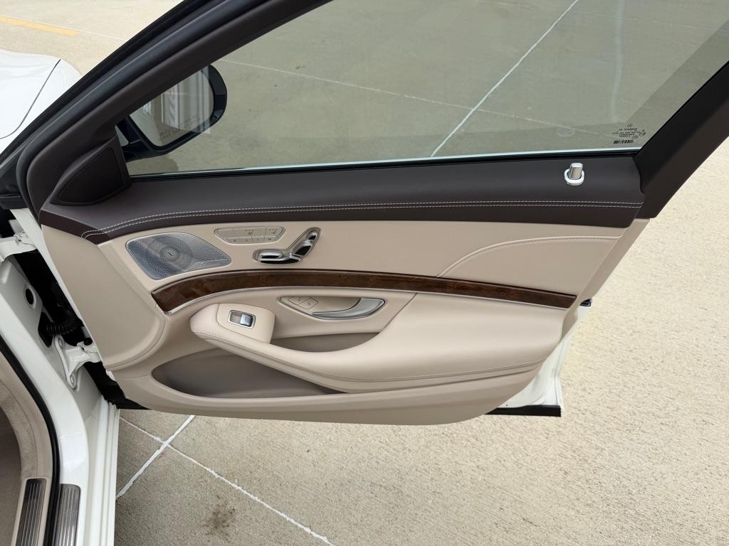 Mercedes-Benz S-Class S550 4MATIC 2017