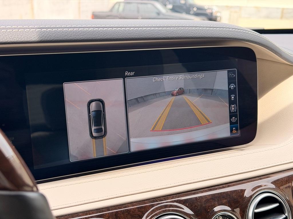 Mercedes-Benz S-Class S560 4MATIC 2019
