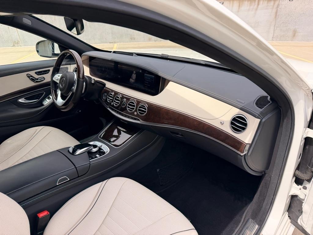 Mercedes-Benz S-Class S560 4MATIC 2019