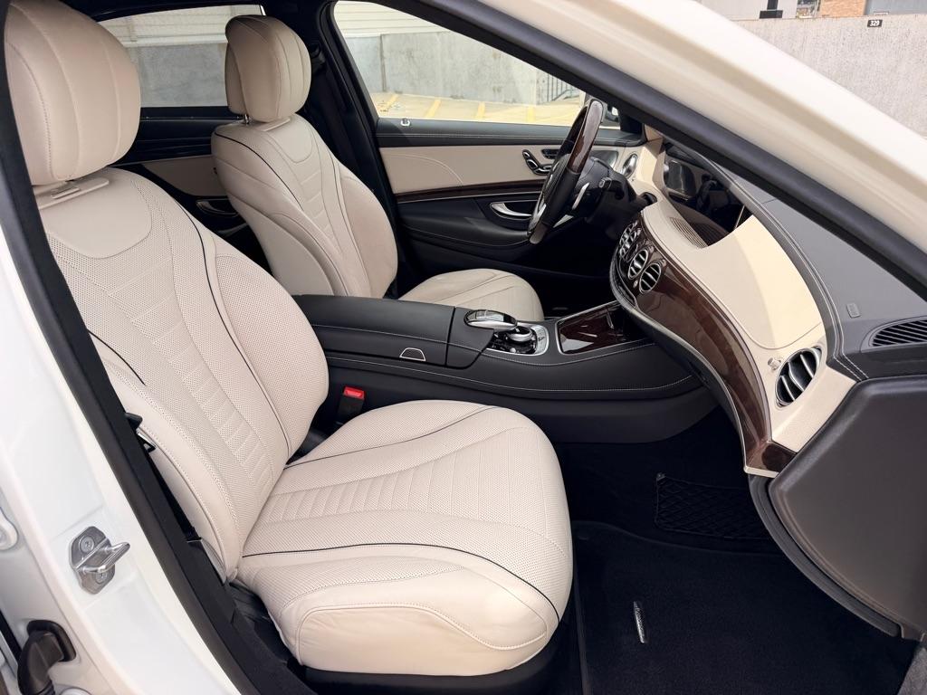 Mercedes-Benz S-Class S560 4MATIC 2019