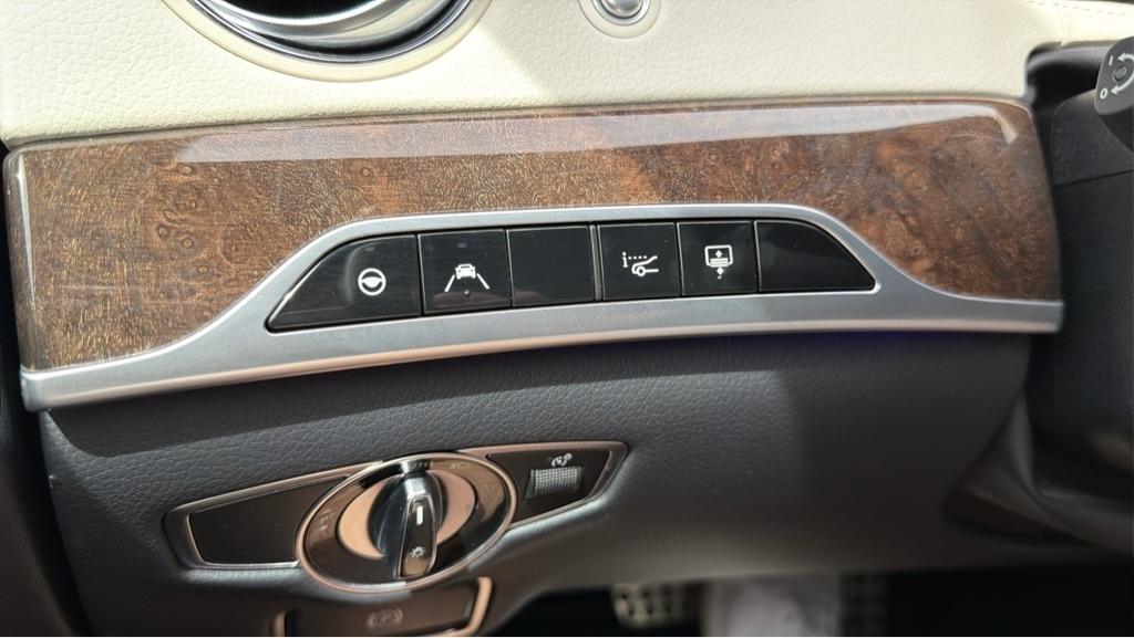 Mercedes-Benz S-Class S560 4MATIC 2019