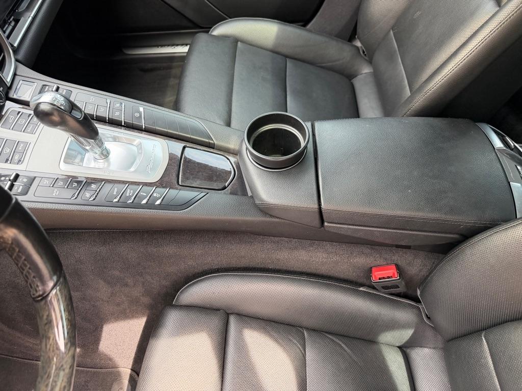 Porsche Panamera 4 2016