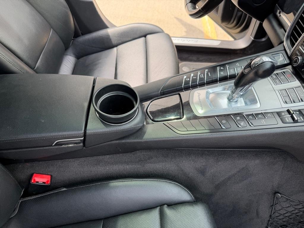 Porsche Panamera 4 2016