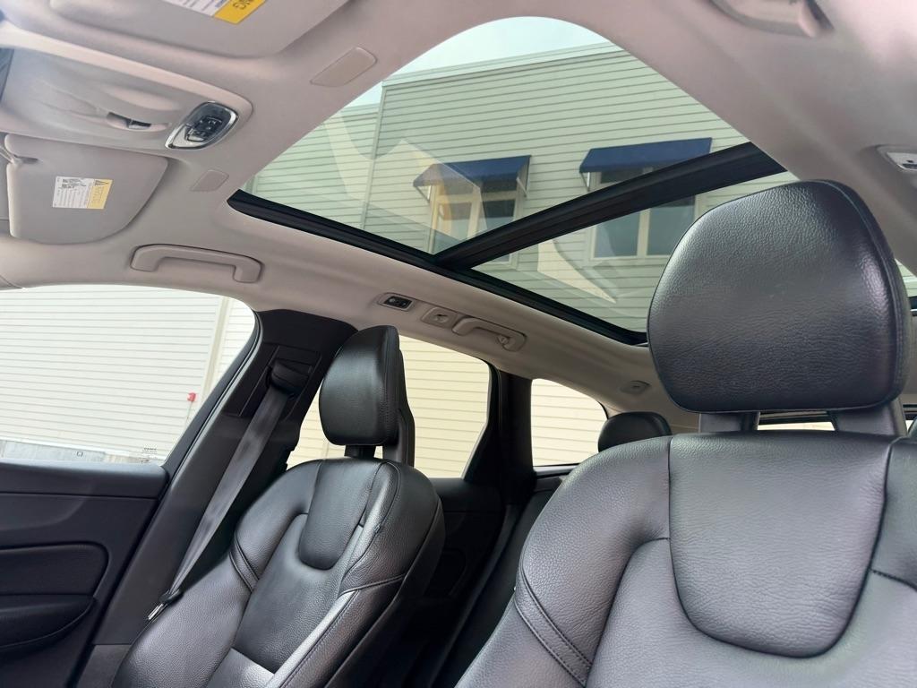 Volvo XC60 T5 Momentum AWD 2018