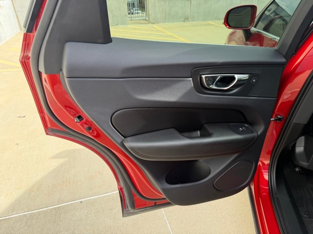 Volvo XC60 T5 Momentum AWD 2018