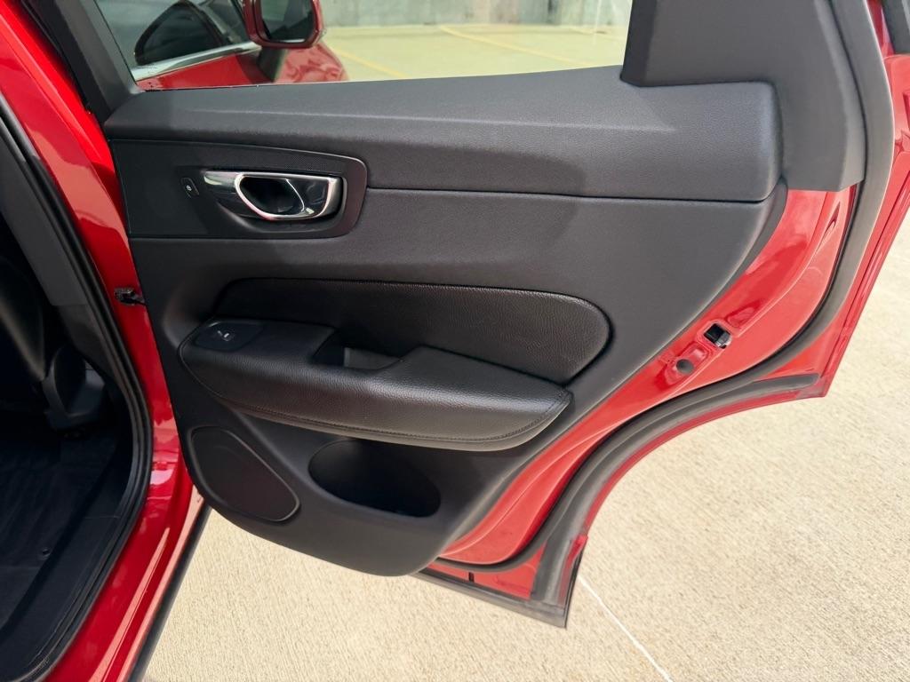 Volvo XC60 T5 Momentum AWD 2018