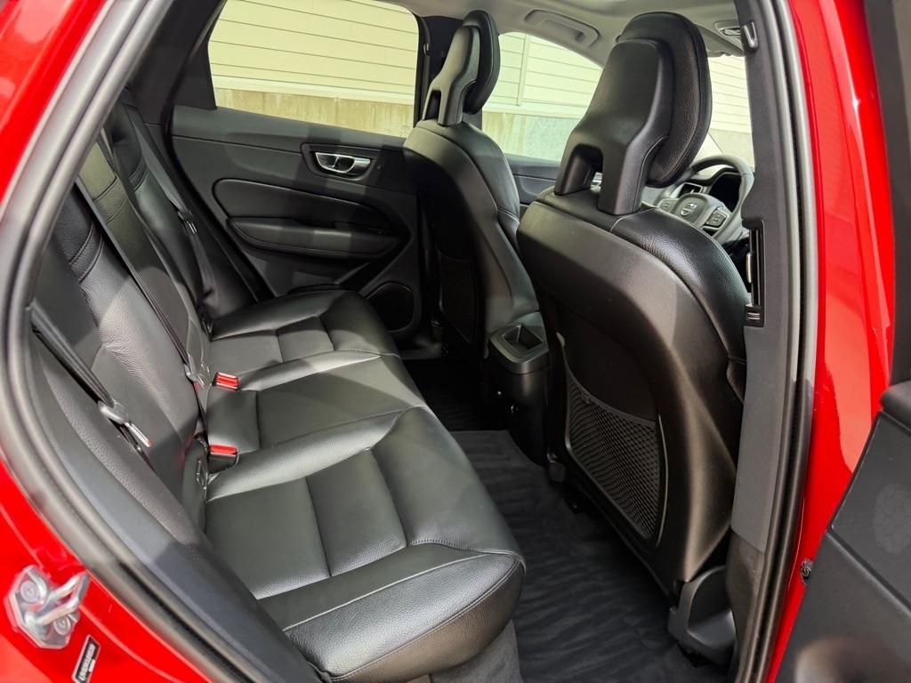 Volvo XC60 T5 Momentum AWD 2018